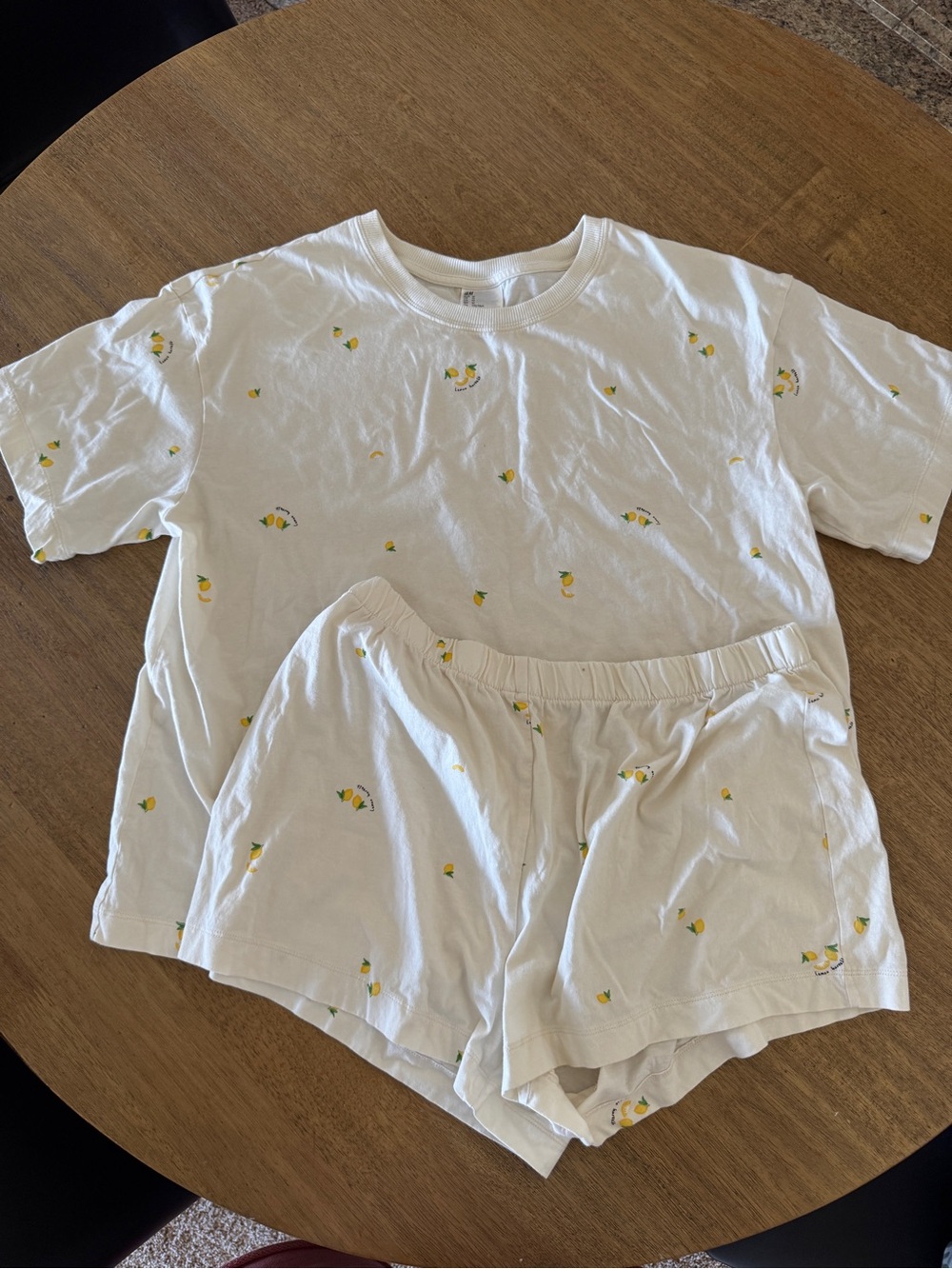 NWOT H&M Organic Cotton Lemon Print Pajama Set size Medium - Picture 6 of 8